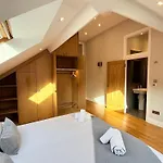 Penthouse River View With Secure Parking