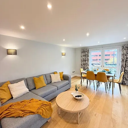 Lejlighed Penthouse River View With Secure Parking *