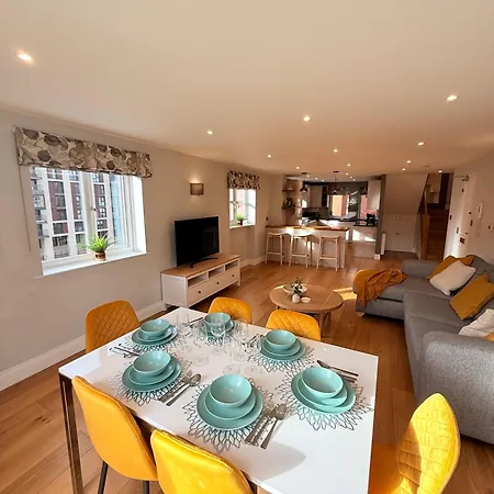 Apartment Penthouse River View With Secure Parking *