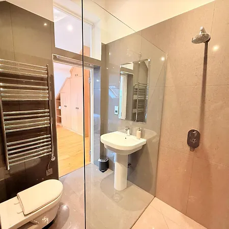 Penthouse River View With Secure Parking