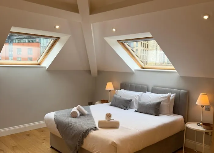 Apartment Penthouse River View With Secure Parking *