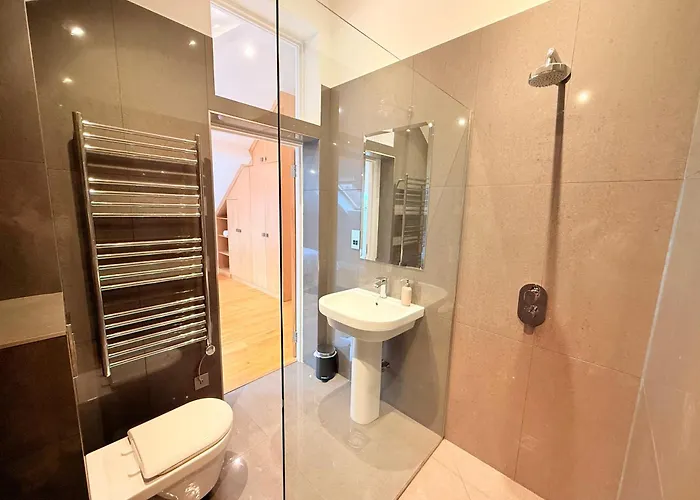 Penthouse River View With Secure Parking