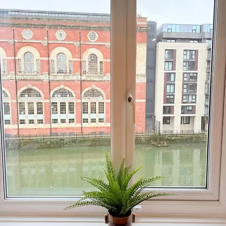 Penthouse River View With Secure Parking