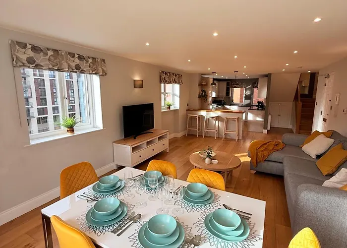 Apartmán Penthouse River View With Secure Parking *